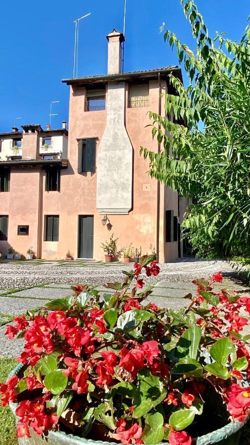Regina Dei Fiori Apartment *